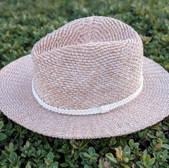 Four Buttons by San Diego Hat Company chenille fedora with some light sparkle - Picture 15 of 15